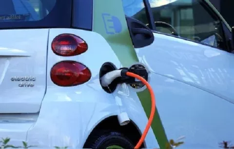Venta de autos eléctricos en Panamá aumentó en octubre