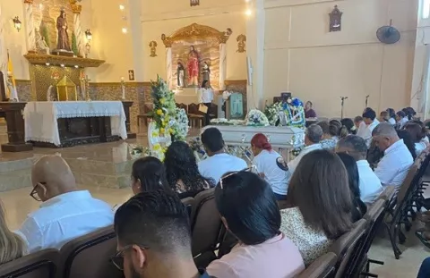 Dan último adiós a candidato asesinado en La Chorrera