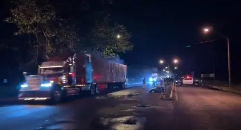 Camiones con insumos de la CSS siguen varados en Chiriquí