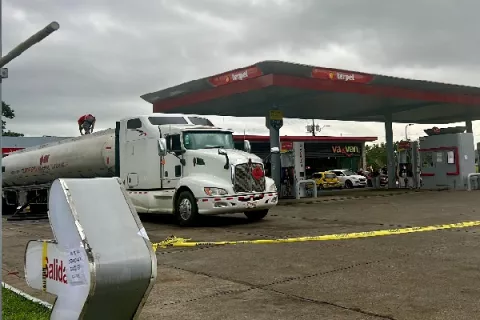 Llegan a Chiriquí 20 cisternas con combustible de Costa Rica