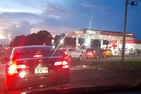 Llega a Chiriquí contingente de combustible de Costa Rica 
