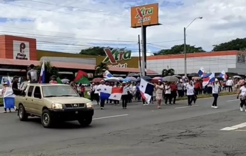 Celebran con caravanas el fallo de la Corte 