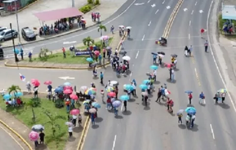 Educadores anuncian cierre por 24 horas en Chitré