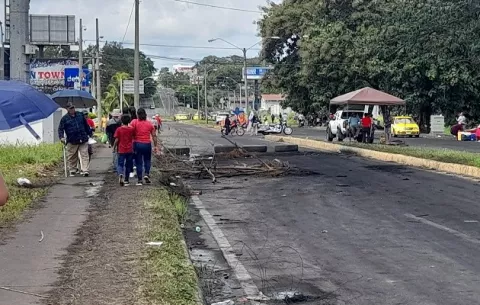 CCIAP exige derecho a trabajar y circular libremente