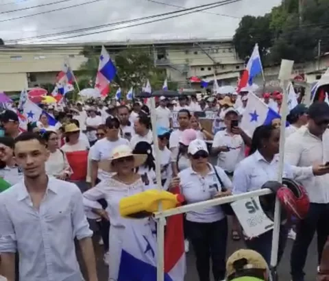 'Chiriquí no aguanta más cierres'