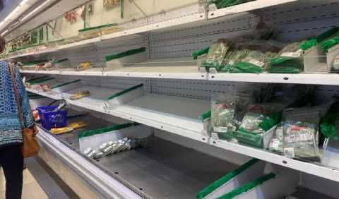 Desabastecimiento se agrava en mercados públicos y  comercios 