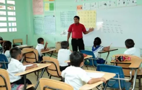 Meduca no recibió propuesta de aprobar año escolar con 2.5