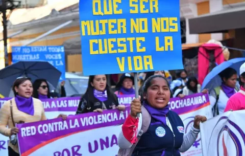 Violencia y abusos a mujeres no ceden en Latinoamérica