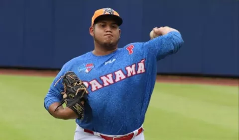 Panamá apuesta a la experiencia de González ante Colombia
