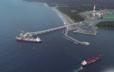 Licitación no aplica en contrato con Minera Panamá 