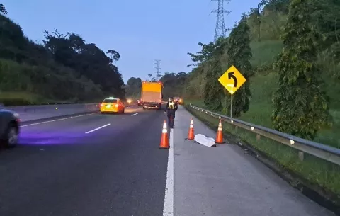 Hombre muere atropellado en la autopista Panamá-Colón