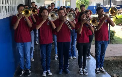 Estudiantes ocueños rumbo a festival de bandas en Medellín