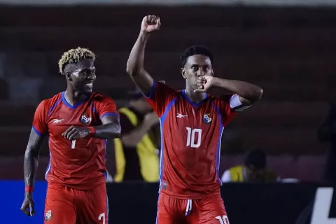 Panamá vence a Costa Rica y avanza a Copa América