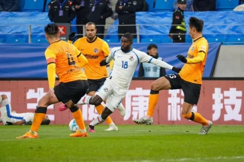 Panamá se impone ante Qingdao Hainiu FC en China