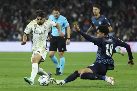Real Madrid asegura boleto a Octavos de Final en Champions