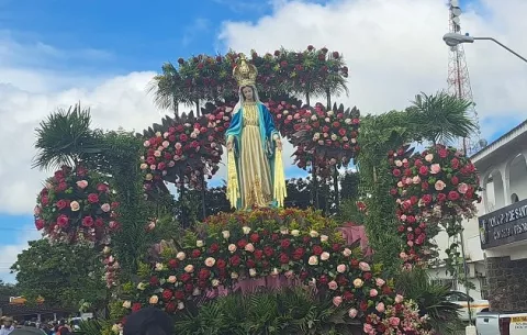 Culmina romería de la Virgen de la Medalla Milagrosa