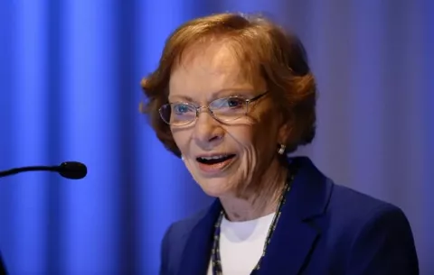 Rosalynn Carter, ex primera dama de EE.UU., muere 