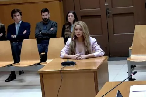 Shakira pacta una multa millonaria y admite el fraude fiscal
