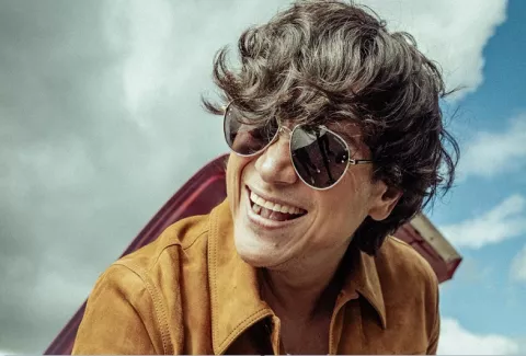 Silvestre Dangond vuelve romántico en su nuevo disco