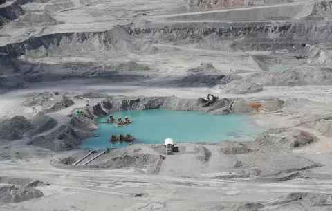 ¿Qué consecuencias tendría el cierre repentino de la mina?
