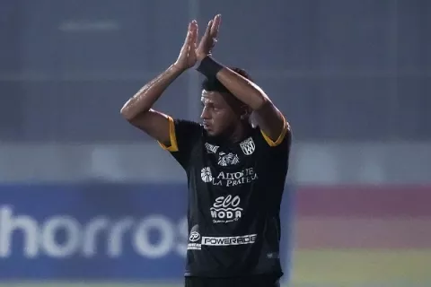 CAI  elimina a Sporting, va por el tricampeona en LPF