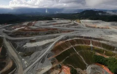 Funcionarios canadienses están en contacto con el Gobierno