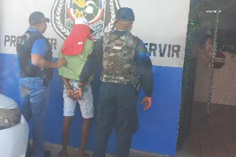 Atrapan a un vinculado al homicidio en La Feria, Colón