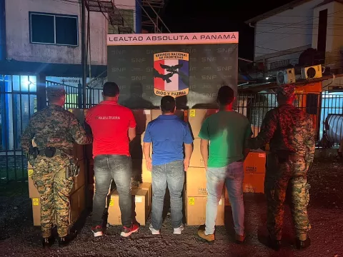 Capturan a tres traficantes de perfumes en Paso Canoas 