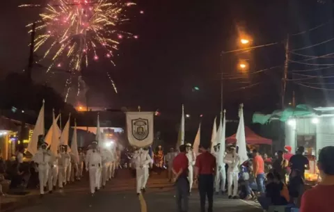 Desfile de Navidad de Arraiján no llenó expectativas