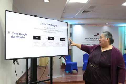Mayoría de jóvenes que laboran ganan menos de $600 mensuales