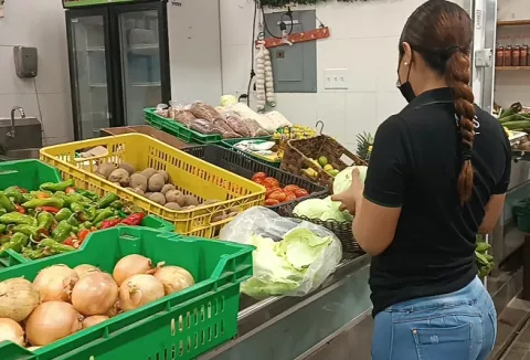 Precios de alimentos continúan altos en Herrera 