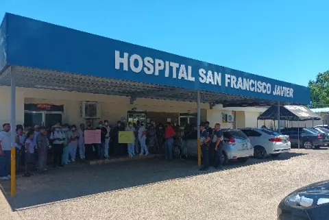 Niña de 6 años en estado delicado por un balazo en la frente