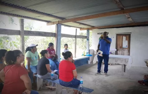 Minsa brinda orientación integral en la comunidad de Cuipo