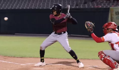 Los Santos y su reto en el béisbol juvenil