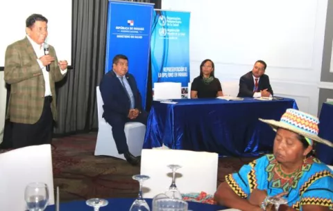  Avanza implementación de la medicina tradicional indígena 