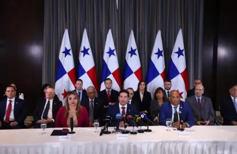 Mici niega que haya existido acuerdo previo con la minera 