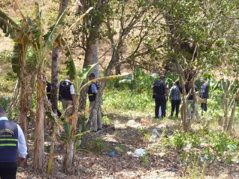 ¡Macabro! Hallan cadáver en descomposición en Atalaya