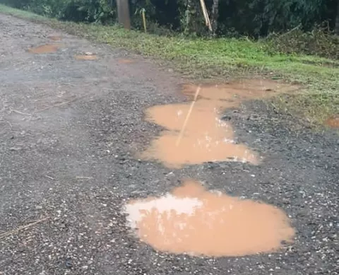 Piden arreglo de calles en mal estado en Santa Rita Arriba 