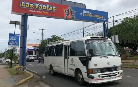  Por fiestas de fin de año refuerzan seguridad en Los Santos