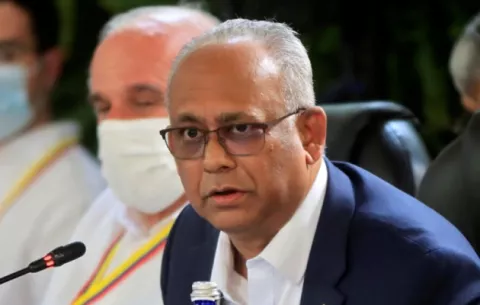 Surinam apoya a Guyana en su conflicto con Venezuela