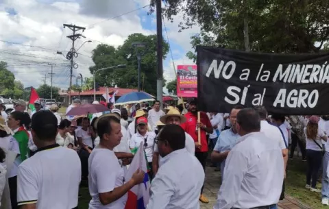 Cierran filas en Tierras Altas; exigen sanción por bloqueos