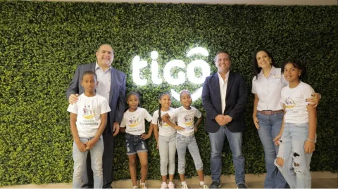 Tigo Panamá renueva su compromiso con el Mundial del Barrio