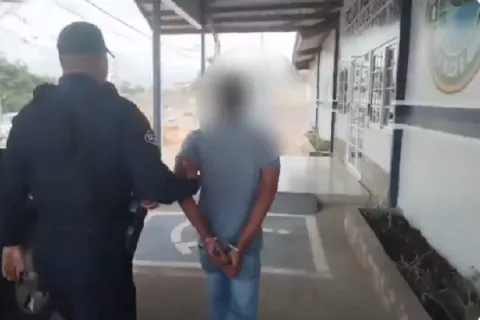 Decomisan armas, municiones y droga en La Chorrera y Colón 