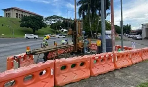 Entre problemas con el financiamiento y otros trámites, puente se atrasa