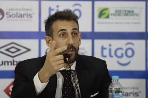 David Dóniga promete buscar la clasificación de El Salvador 