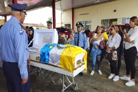 Colón le da el último adiós a la periodista Delfia Cortez