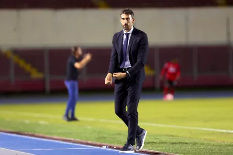 David Dóniga será presentado el 8 de enero en El Salvador