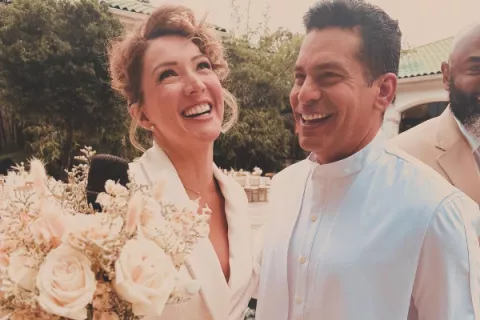 Erika Ender se casó en un ceremonia oficiada por Ismael Cala