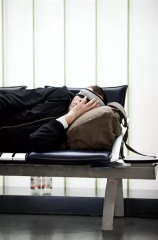 Vínculo genético entre anorexia, ser madrugador e insomnio