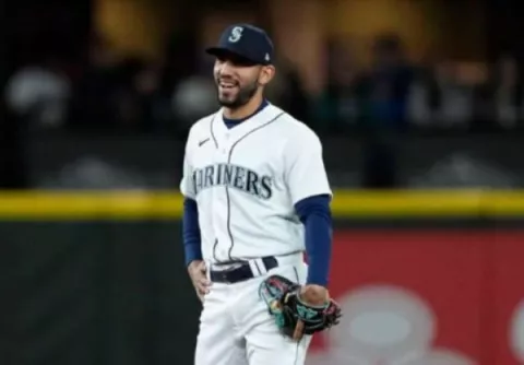 Panameños Caballero y Espino cambian de equipo en MLB